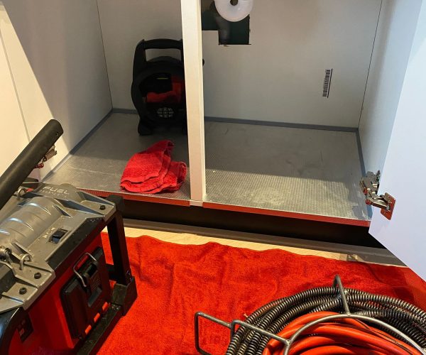 Gootsteen wasbak verstopt plus inspectie Gootsteen wasbak verstopt plus inspectie